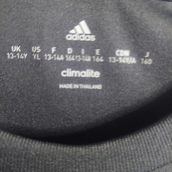 Yl adidas Shirt - Picture 3 of 3